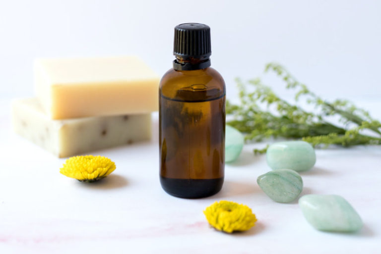 Profitmaking idea Production of essential oils in East Africa